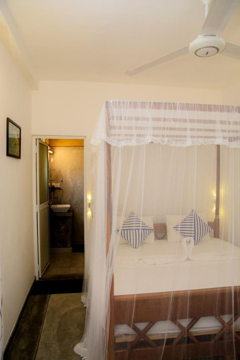 Coconut Style Restaurant & Milinda Guest Otel Unawatuna Dış mekan fotoğraf