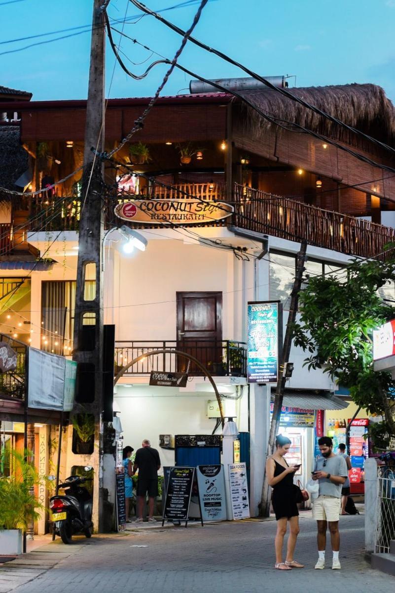 Coconut Style Restaurant & Milinda Guest Otel Unawatuna Dış mekan fotoğraf