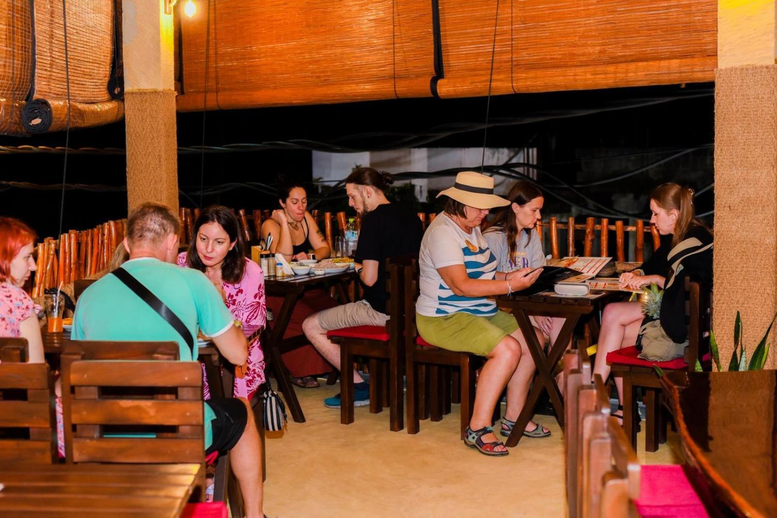 Coconut Style Restaurant & Milinda Guest Otel Unawatuna Dış mekan fotoğraf