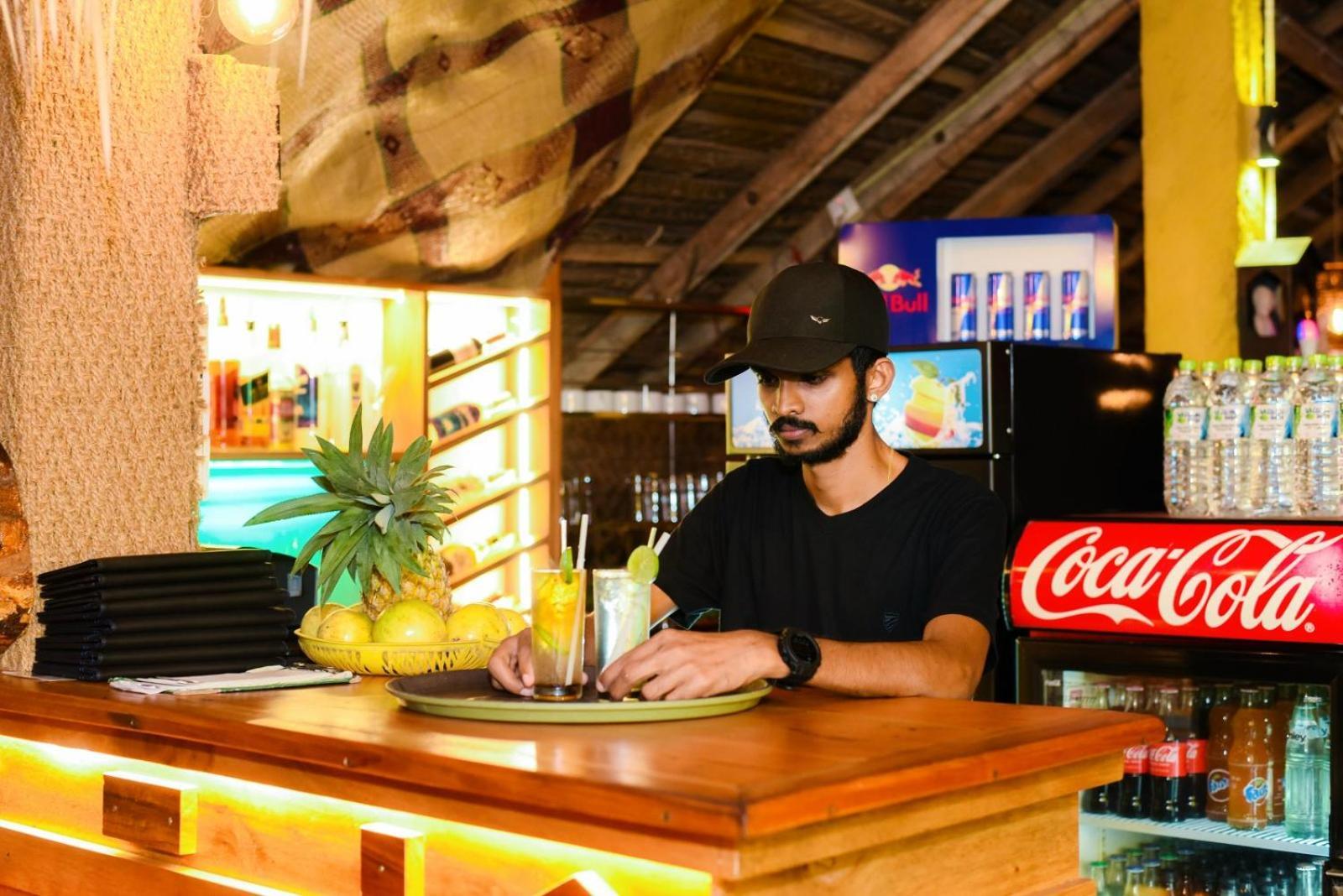 Coconut Style Restaurant & Milinda Guest Otel Unawatuna Dış mekan fotoğraf